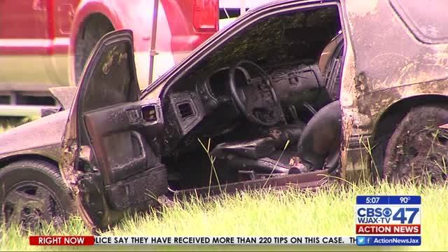 Body found in submerged car during search for Lonzie Barton | WJAX-TV
